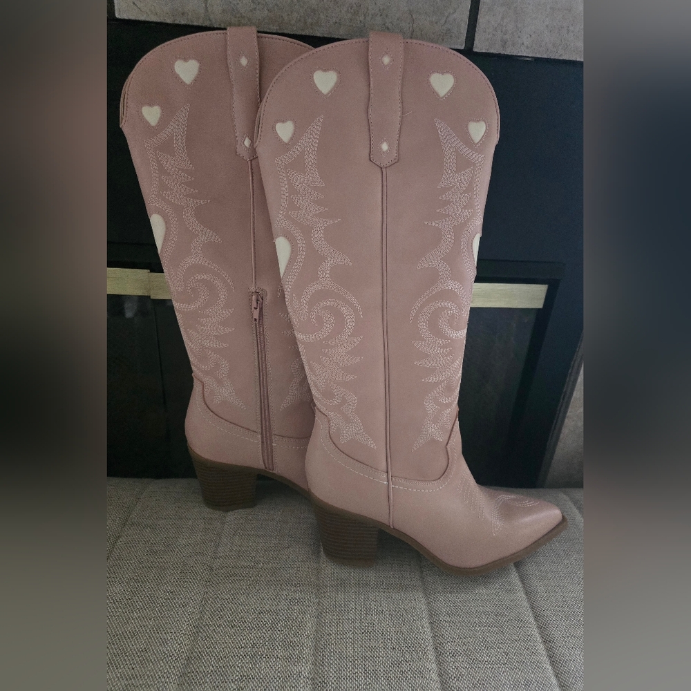 Pink Heart Western-Style Women's Cowboy Boots Size 8 - Picture 2 of 9